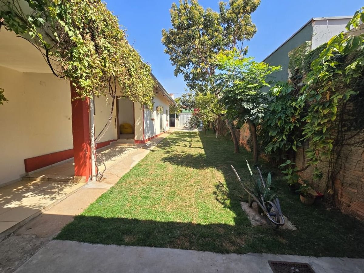 Casa com 225,00 m² privativos, 4 dormitórios e 1 suíte em Piracicaba