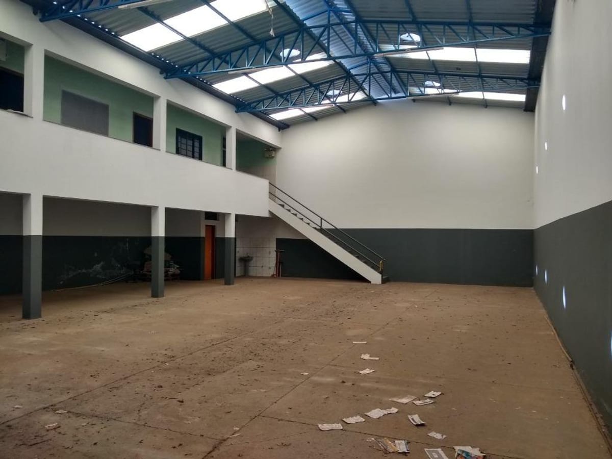 Barracão com 478,00 m² privativos, em Piracicaba